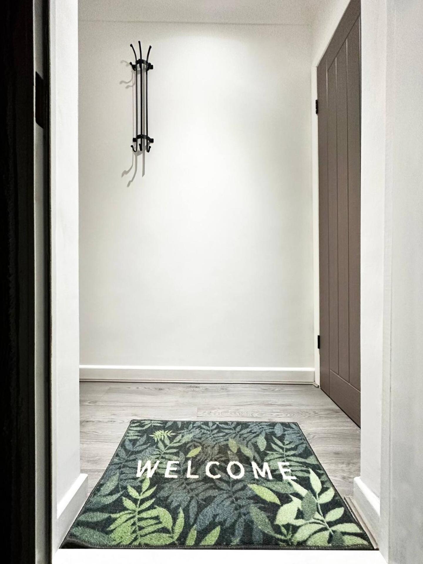 Boutique Backyard Bungalow - Brimsdown เอนฟิลด์ ภายนอก รูปภาพ